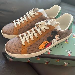 Micky mouse X gucci sneakers